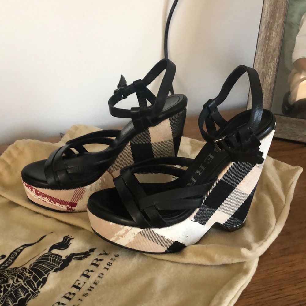 Black and White Burberry Wedges.  Gorgeous!